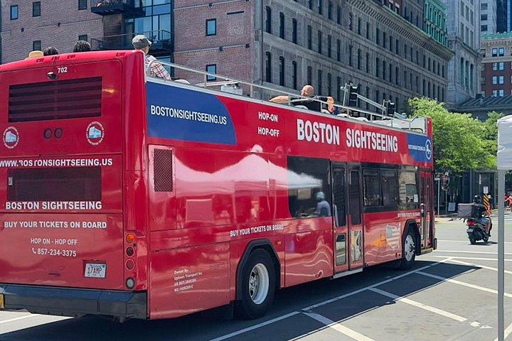 Ganztägige Hop-on-Hop-off-Sightseeing-Tour durch Boston