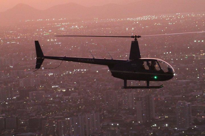 Helikoptertur över Santiago: Panoramaflygning över staden (30 min)