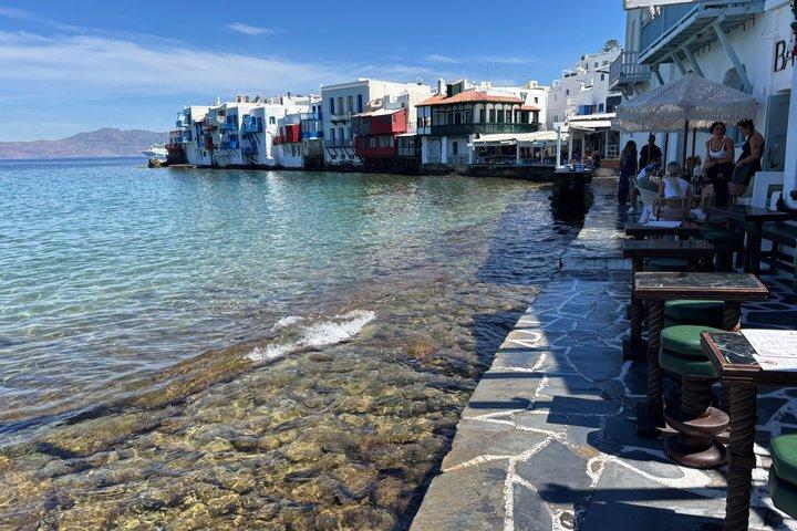Private Mykonos Sightseeing Experience with a Local