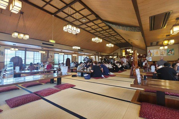 プライベート富士ツアー洞窟とフルーツと隠れた山梨