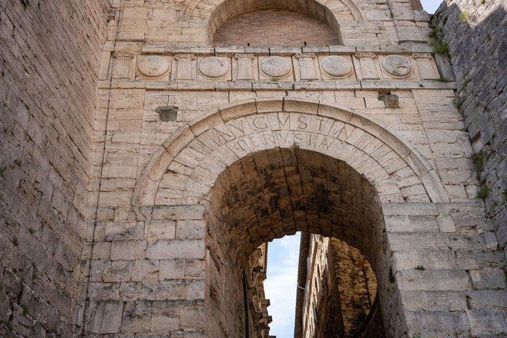 Perugia : Guided Walking Tour in the Old Town