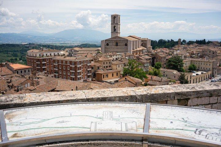 Perugia : Guided Walking Tour in the Old Town
