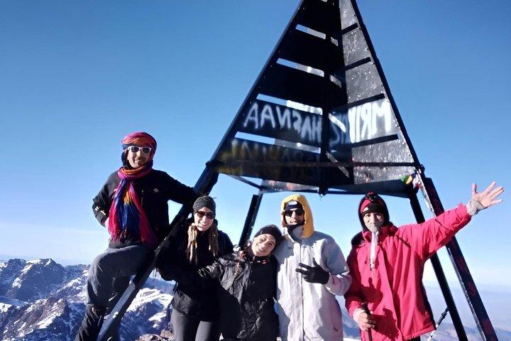 2 dagar Toubkal stigning