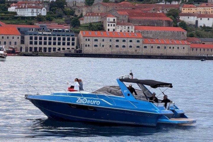 Porto: Crociera privata in barca con vino locale, snack e 6 ponti
