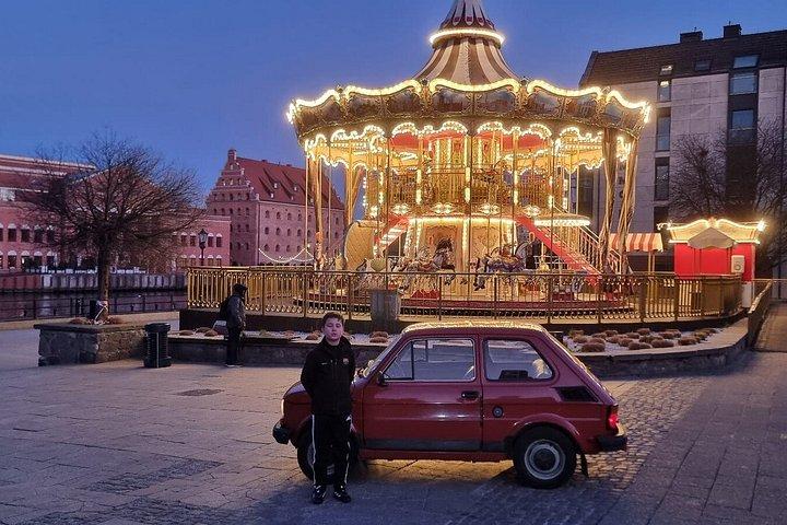 グダンスクをビンテージフィアット126pマルーチでセルフドライブツアー