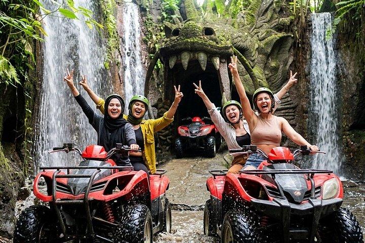 ウブド:洞窟ATV、レイジーリバーチューブ、双方向ジップライン、バリスイング