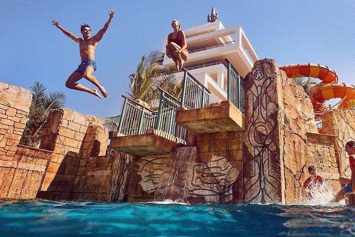 Dubai Aquaventure con Optional Xpress Pass, Acquario e Trasferimento