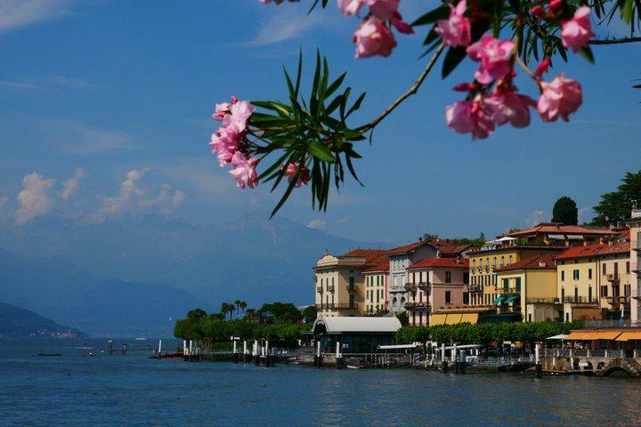 Lago Como : Varenna & Bellagio en barco & ferry