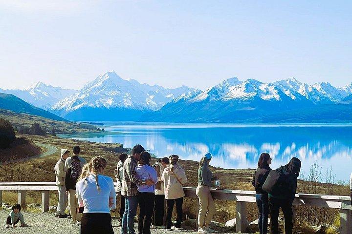 Mt Cook Small Group Tour & Heli Hike Combo from Queenstown