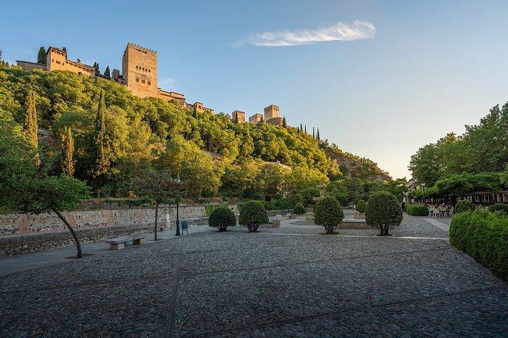 Granada by Night Private Sightseeing Tour