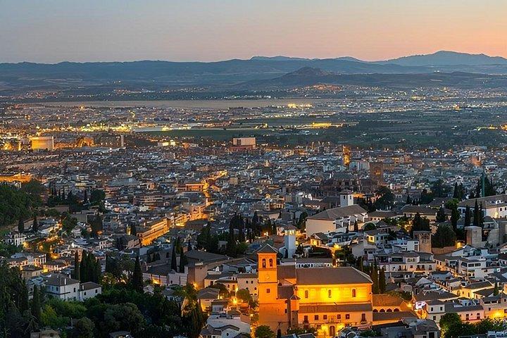 Granada by Night Private Sightseeing Tour