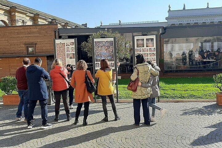 プライベート&小グループバチカン美術館、システィーナ礼拝堂&サンピエトロ大聖堂