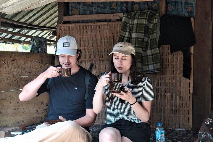 ロンボクプライベート旅行:4つの滝、田んぼ&ジャングルトレッキング