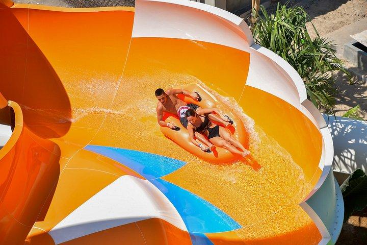 ウォーターボム・バリ入場券－バリ島プレミアウォーターパーク体験