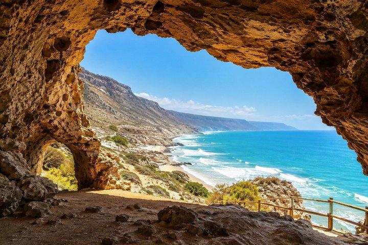 Salalah City Tour West Mughsail Beach Marneef Cave Blowholes
