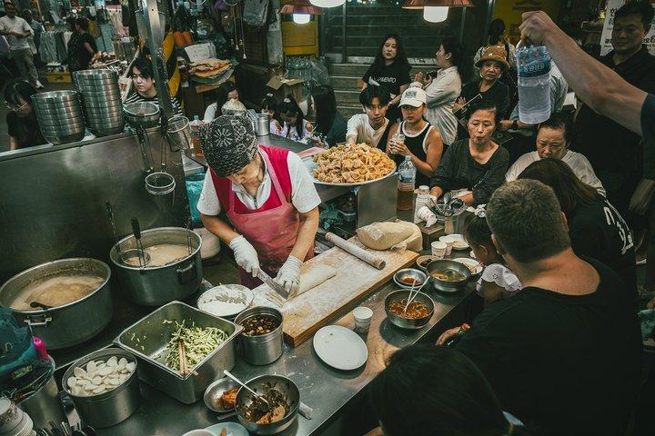 2-Hour Seoul Street Food Tour: Gwangjang Market’s Must-Try Bites