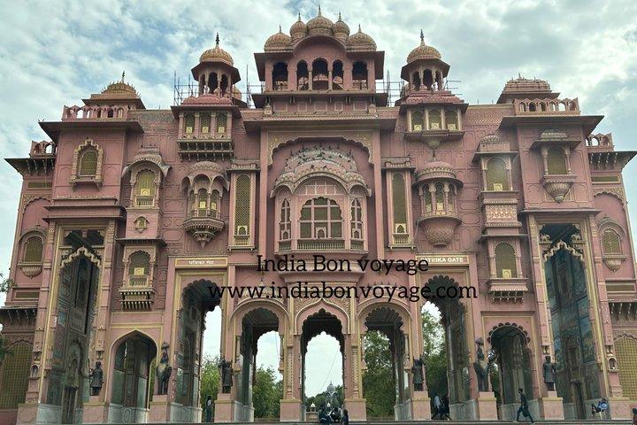 Tour privato guidato dello stesso giorno di Jaipur in auto da Delhi