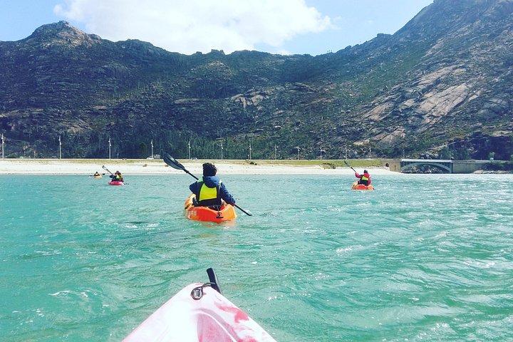 Kayaking til Ézaro Waterfall: Guided Kayak Tour