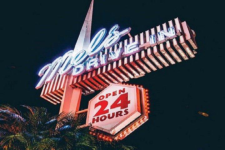 ハンティントンビーチ発ロサンゼルス・ハリウッド終日ツアー