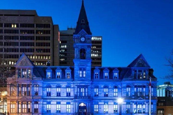 Excursión nocturna a pie por Halifax : centro histórico y paseo marítimo