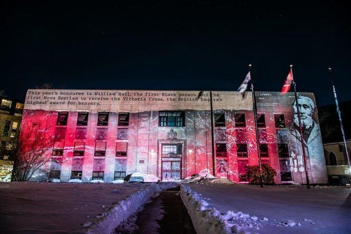Excursión nocturna a pie por Halifax : centro histórico y paseo marítimo