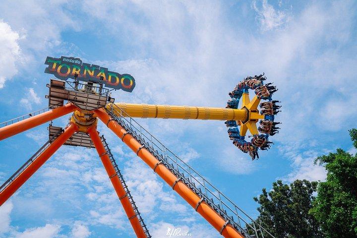 チケット乗り放題のドリームワールドバンコクとスノータウン