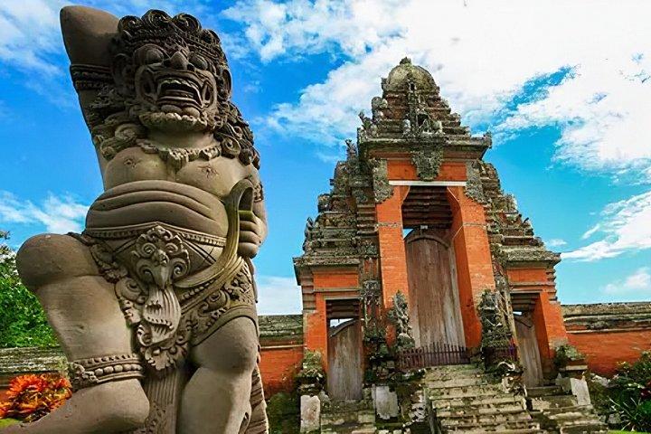 ウブドプライベートツアー：バリの隠れ家、寺院＆棚田