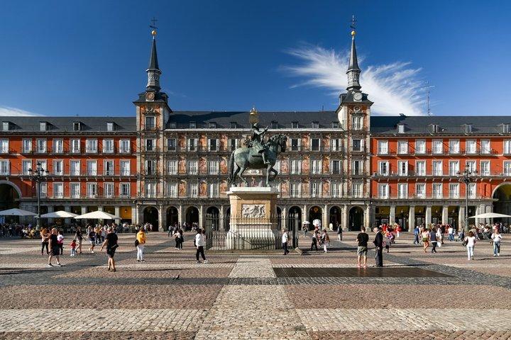 Madrid’s Private 100% Local Immersive Walking Tour