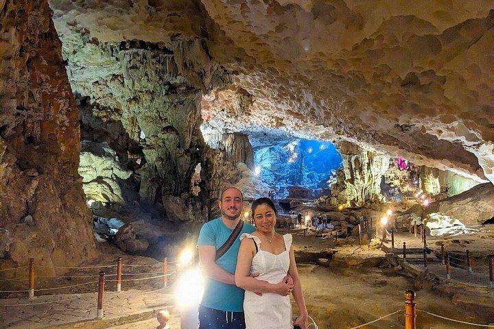 Hanoi : 2D1N Arcady Boutique 1泊ハロン湾クルーズ＆食事
