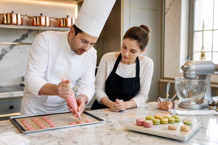 Paris: Opéra Garnier, Macaron Class & Perfume Experience