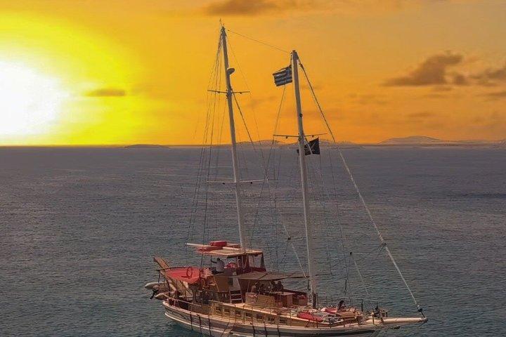 Sunset Cruise op de Atheense Rivièra met BBQ en drankjes