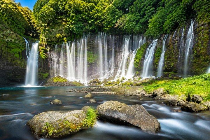 東京：白糸の滝へのプライベート軽井沢日帰り旅行