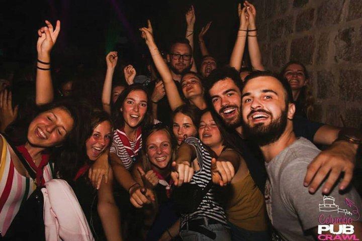 Columbo Pub Crawl Pula Nachtleven Avontuur