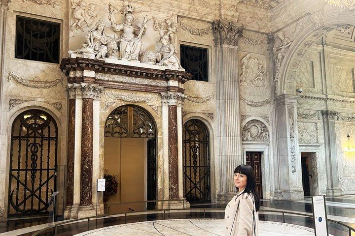Amsterdam Royal Palace Tour with Private Local Guide