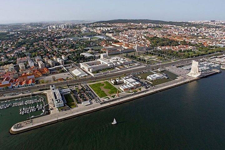 Helicopter tour in Lisbon and cruise on the Tejo River