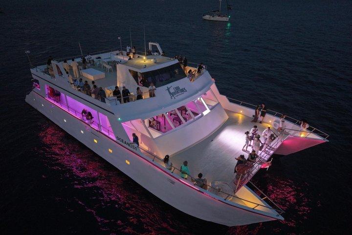 Cabo Sunset Party Cruise El Arco Open Bar et Live DJ