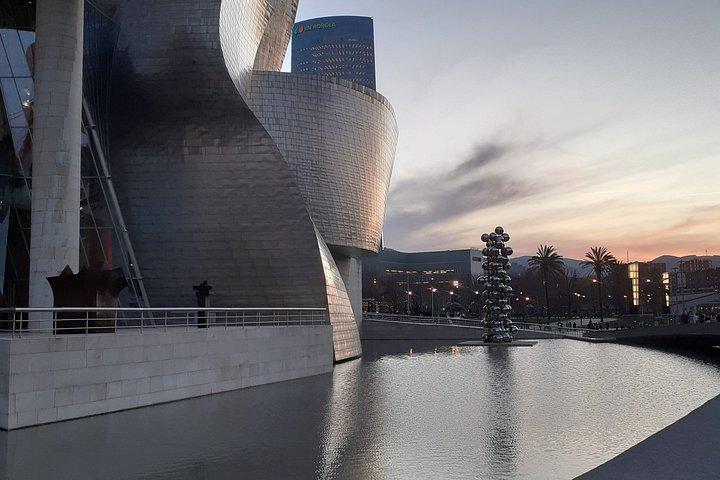 Bilbao Custom-Made Private Tour max 3ppl.