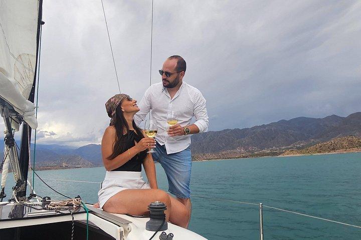 Sailing boat ride in Potrerillos Mendoza