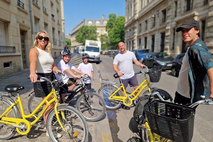 Paris Districts Local e Off the Beaten Track Tour de bicicleta guiada