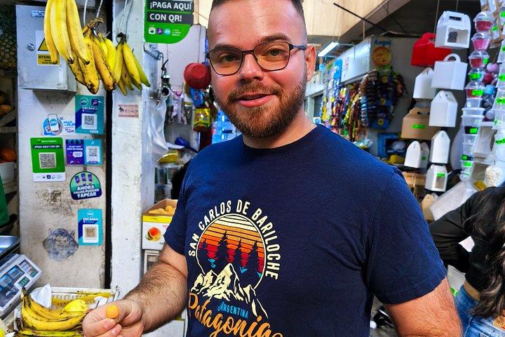 リマのストリートフードツアー：最高のペルーのストリートフードを味わおう