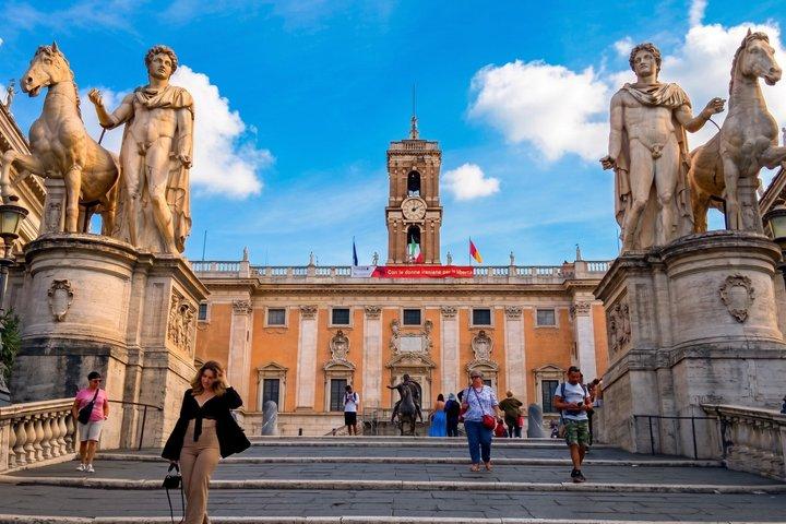 Rome Historical Tour with an Archaeologist Late Afternoon