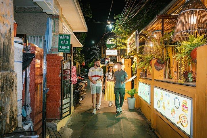 ホイアン：サンセットバイツ、団子作り＆旧市街散策