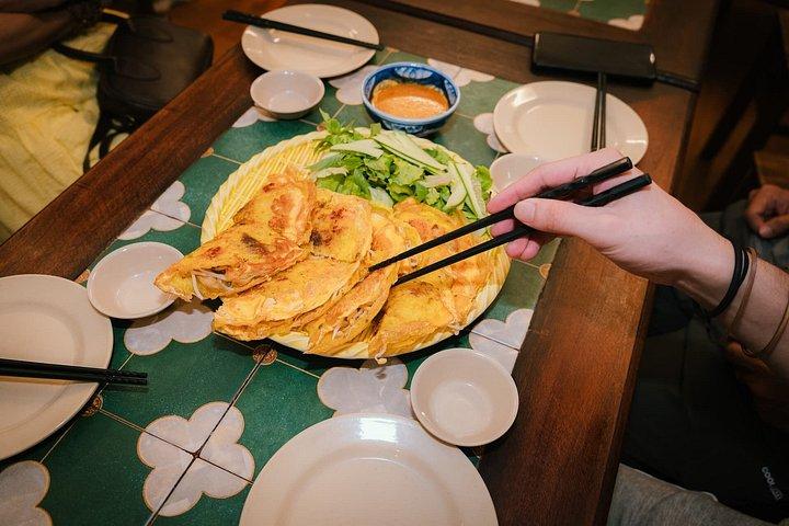 ホイアン：サンセットバイツ、団子作り＆旧市街散策