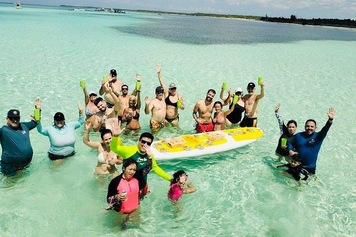 コスメル島のパランカール、トルトゥガス、シエロ、シエリトでのシュノーケリング