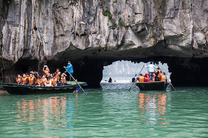 ハノイ発IRIS5スター豪華クルーズハロン湾1日ツアー