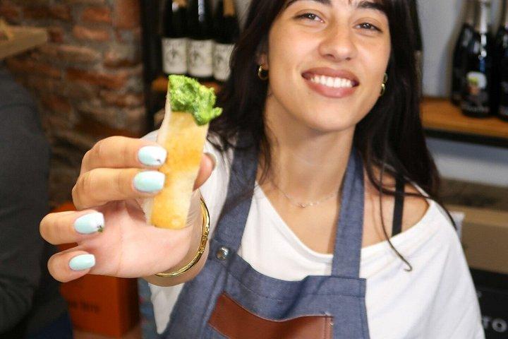 チンクエ・テッレ、本格ペスト料理教室ワインテイスティング