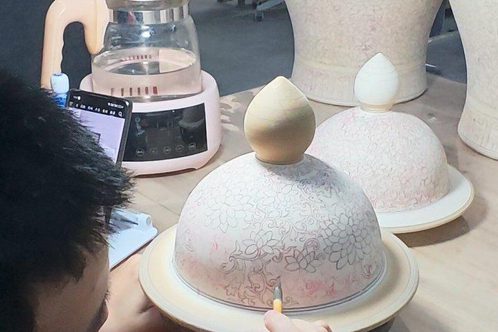 Visite de l'atelier de porcelaine de Jingdezhen et expérience artisanale
