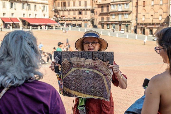 サン・ジミニャーノ、シエーナ、モンテリッジョーニ、キアンティ日帰り旅行（ランチ付き）