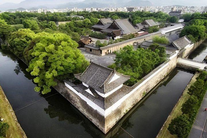 金閣寺嵐山と二条城日帰りツアー