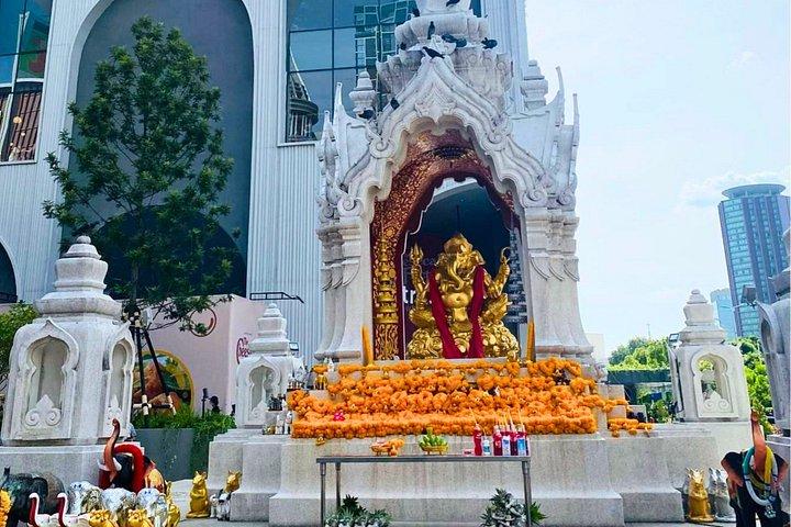 バンコク神聖なる祝福の聖地ウォーキングツアー